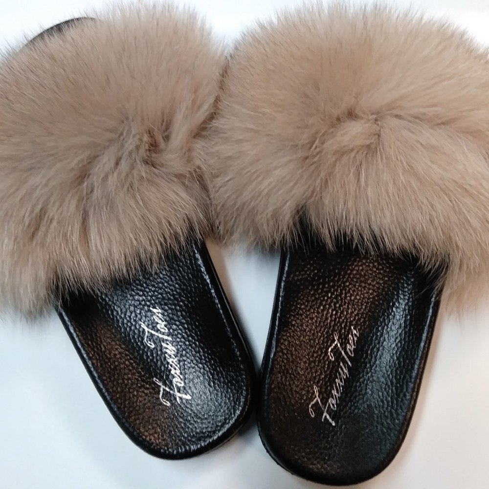 Premium Fox Fur Slides | TEDDY | Foxxytoes